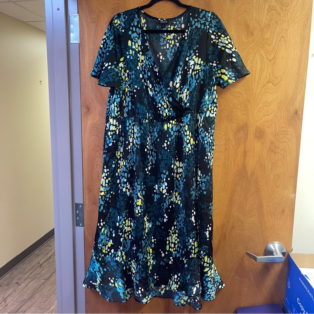 Torrid Dress Women’s Size 1 Excellent condition Lined. 1X - Picture 1 of 8